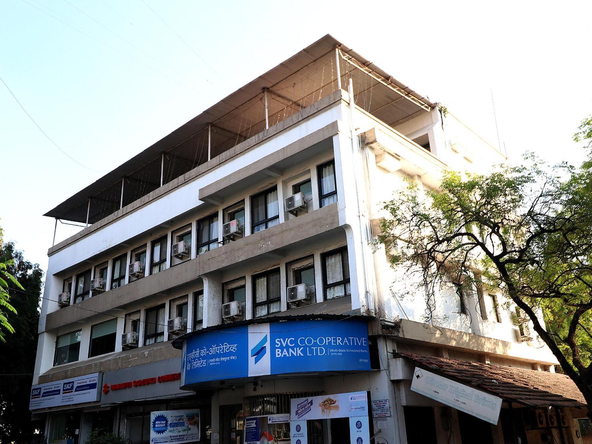 Hotel Girnar Aurangabad  Eksteriør bilde