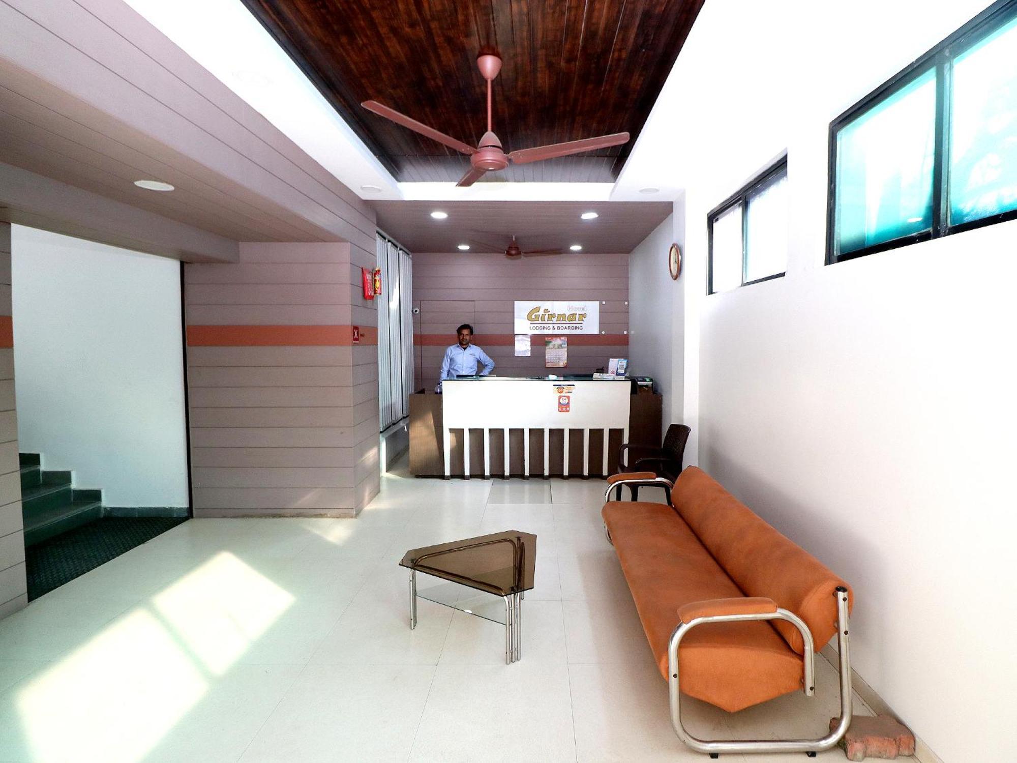 Hotel Girnar Aurangabad  Eksteriør bilde